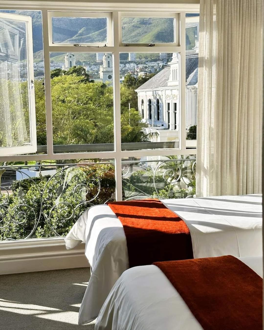 Cape Town Hollow Boutique Hotel ภายนอก รูปภาพ